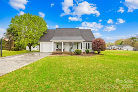 159 Dakota Street sold home in East Fork, Ellenboro, NC
