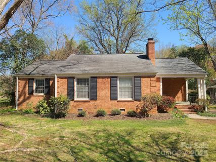 5815 Wedgewood Drive