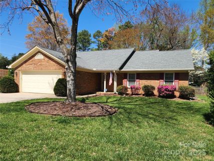 9539 Errington Lane sold home in Danbrooke Park, Mint Hill, NC
