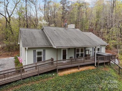 282 Ridgecrest Drive sold home in Lake Lure Mountain Estates, Lake Lure, NC