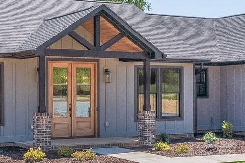 32519 Buchanan Lane sold home in Hawthorne Commons, Albemarle, NC