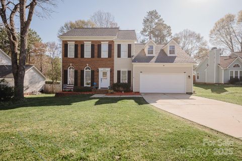 8718 Canter Post Drive sold home in Claiborne Woods, Charlotte, NC