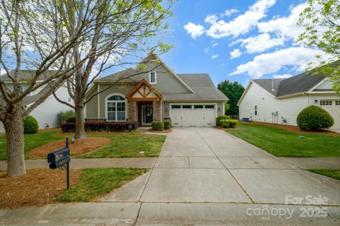 Previously sold for $551,500