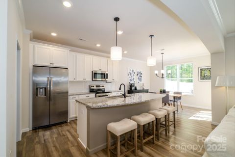 7036 Heron Rookery Way sold home in Redwood Rookery At The Vineyards, Charlotte, NC