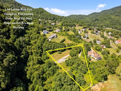 140 Sour Apple Lane sold home in Barbers Orchard, Waynesville, NC