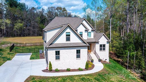 112 Whitman Court 275