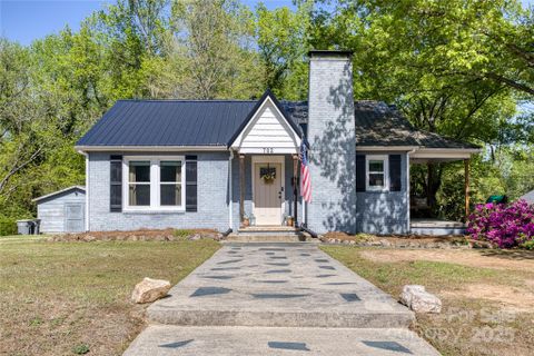 702 Hazel Avenue