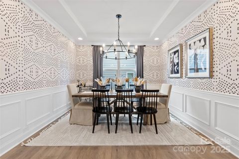 1471 Hubert Graham Way