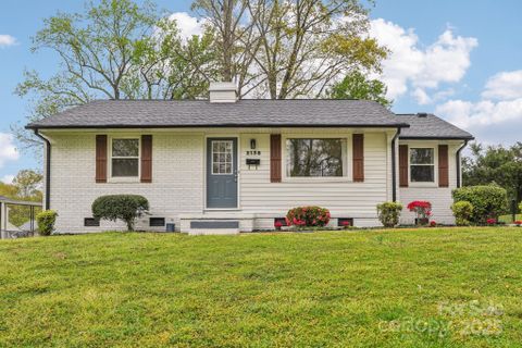 2138 Syracuse Drive