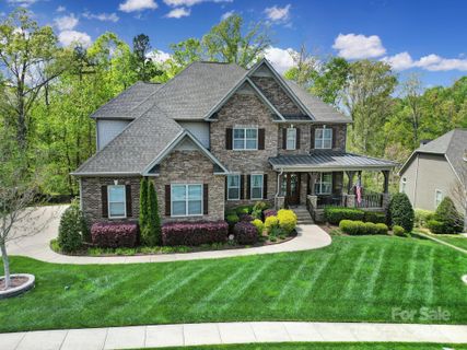 141 Forsythia Lane sold home in The Manors At Lake Ridge, Tega Cay, SC