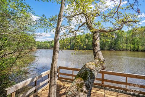 902 Cornelius Road sold home in Mills Pond, Mooresville, NC