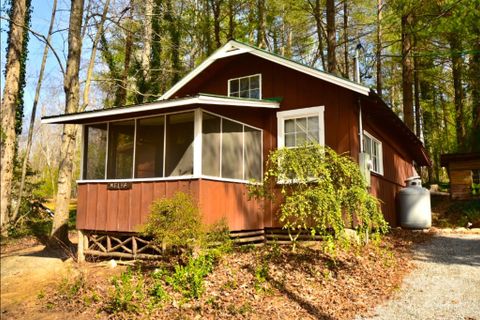 3 5 Laurel Ivy Lane sold home in Brightwater Heights, Hendersonville, NC