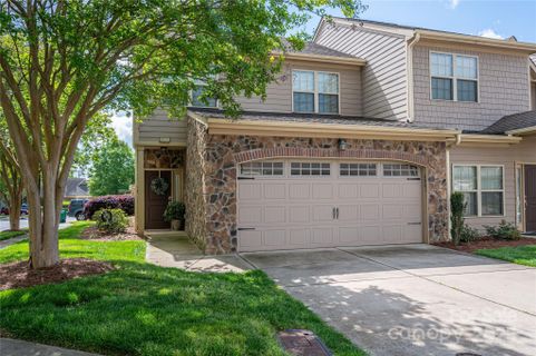 2001 Cramer Place Court sold home in Stuarts Landing, Cramerton, NC