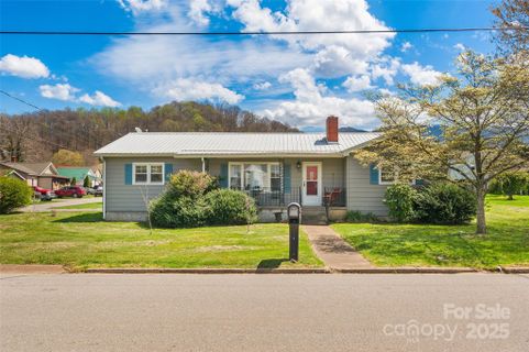 641 Camelot Drive sold home in Brookwood, Waynesville, NC