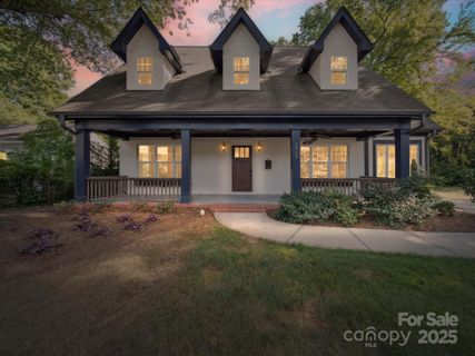 1009 Leigh Avenue