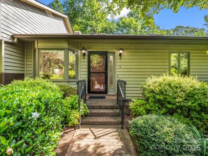 8 Hunting Country Trail sold home in Hunting Country Trails, Tryon, NC