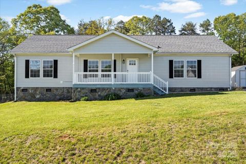 1058 Canada Drive sold home in Stanley Acres, Dallas, NC