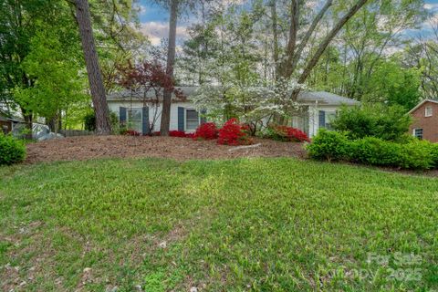 6815 Old Post Road sold home in East Forest, Charlotte, NC
