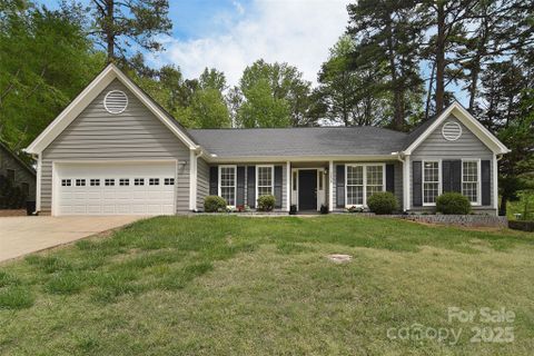 9208 Plashet Lane sold home in Danbrooke Park, Mint Hill, NC