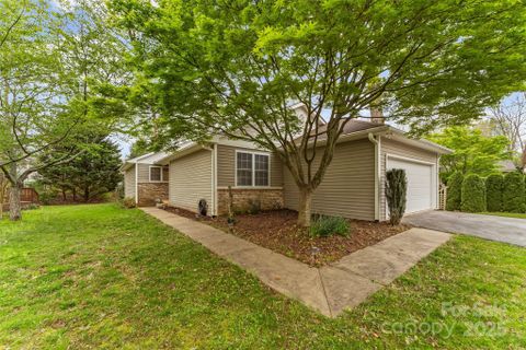 95 Wildwood Forest Lane sold home in The Glens At Aberdeen, Mills River, NC