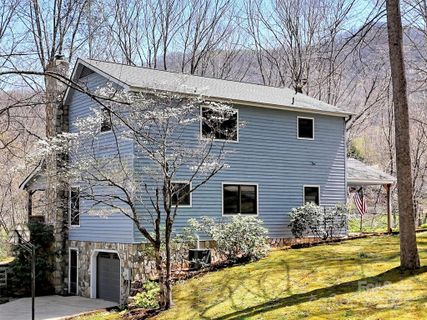 100 Tsali Drive sold home in Qualla Woods, Waynesville, NC