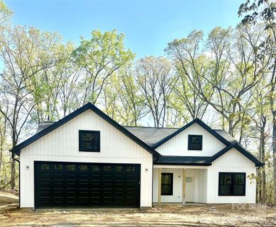 210 Carolina Drive 1000(&999)
