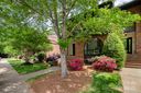 5807 Sharon Road A sold home in Charlotte, SC