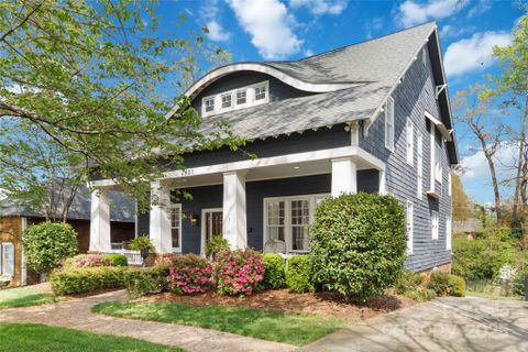1921 Brandon Circle