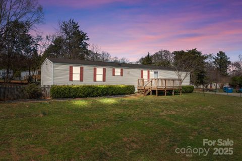 189 Woodwinds Drive sold home in Quail Hill, Mooresville, NC