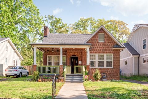 2221 Commonwealth Avenue sold home in Commonwealth, Charlotte, NC