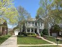 307 N Downing Street sold home in Davidson, SC