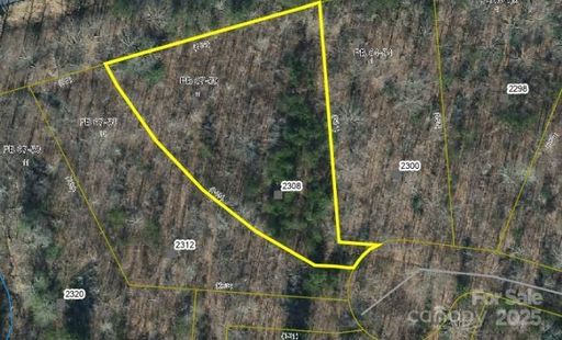 2308 Magnolia Place active home in Maverick Acres, Morganton, NC