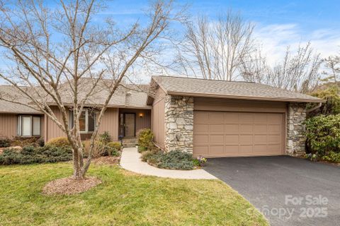16 Ridgeview Drive sold home in Beaverdam Run, Asheville, NC