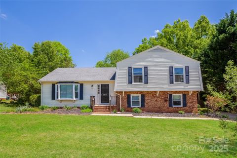 1637 Buckingham Avenue sold home in Kingswood, Gastonia, NC