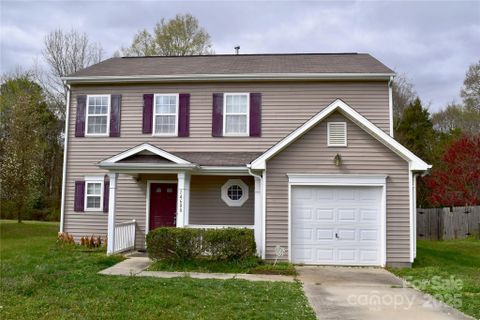 14608 Arlandes Drive sold home in Steelcroft Place, Charlotte, NC