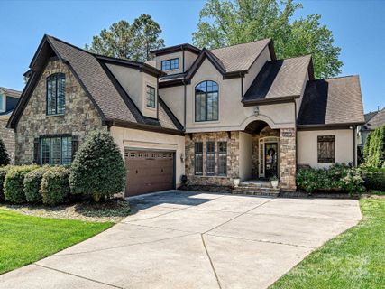 7208 Ashton Gate Drive sold home in Arborway, Charlotte, NC