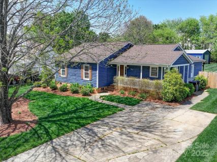 3530 Farm Lake Drive sold home in Park View, Concord, NC
