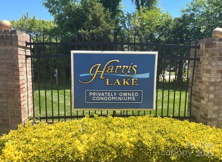5810 Harris Grove Lane sold home in Harris Lake, Charlotte, NC