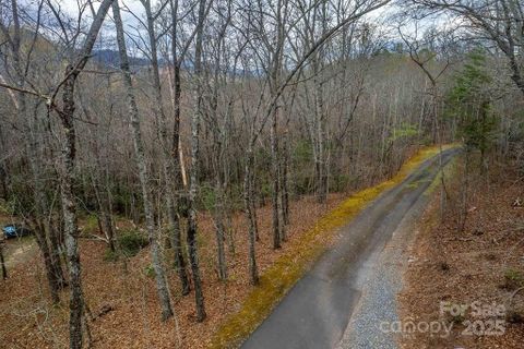 14 Jarrett Hills Road sold home in Jarrett Hills, Sylva, NC