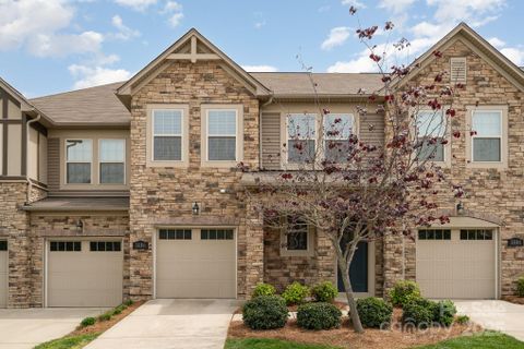 5684 Garrow Glen Road