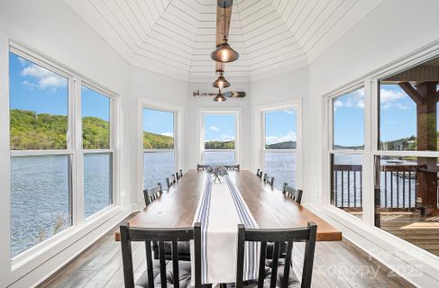 602 Shoreline Road 144 sold home in Dixie Shores, New London, NC