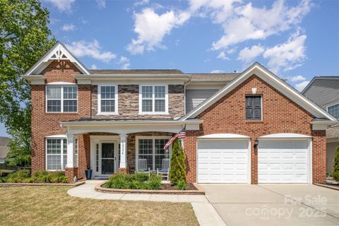 10354 Scotland Avenue sold home in Belair at Carolina Lakes, Fort Mill, SC