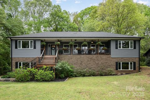 4517 Lake Shore Road