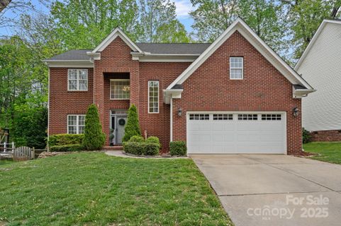 8600 Glade Court