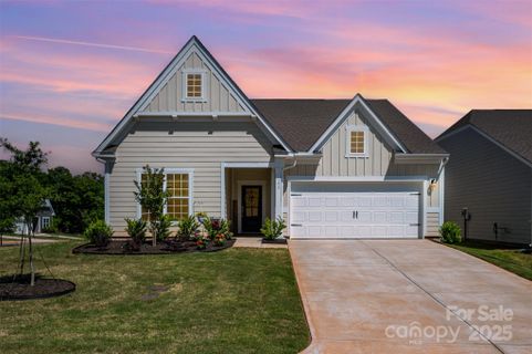 153 Pampas Place