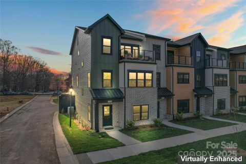 706 Falling Oak Alley 16
