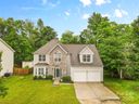 9010 Davis Crossing Court sold home in Charlotte, SC