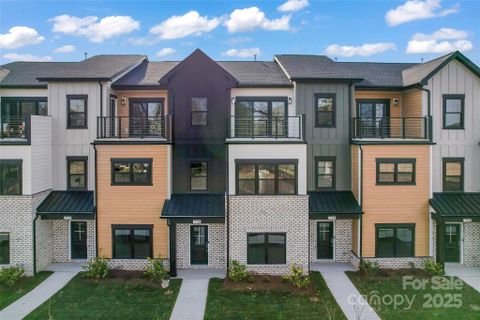 714 Falling Oak Alley sold home in Townes At Maxwell, Huntersville, NC