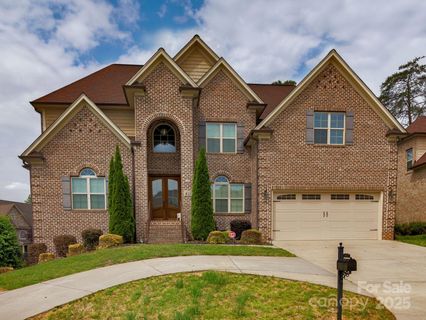 411 Friendship Place Court sold home in Covington Place, Lewisville, NC
