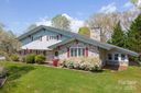 2466 Sweetbriar Circle sold home in Lenoir, SC